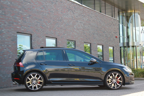 Volkswagen Golf 2.0 TSI GTI Performance