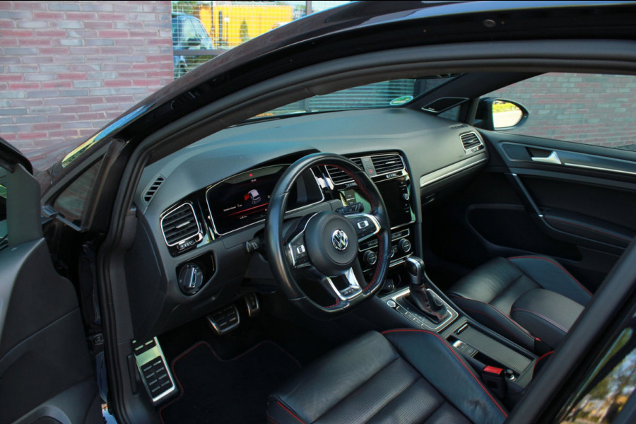 Volkswagen Golf 2.0 TSI GTI Performance