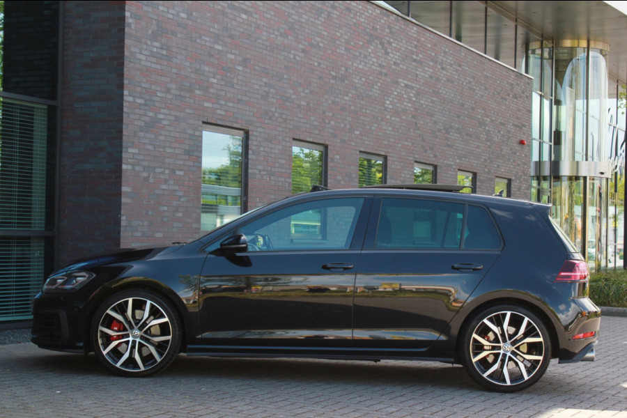 Volkswagen Golf 2.0 TSI GTI Performance