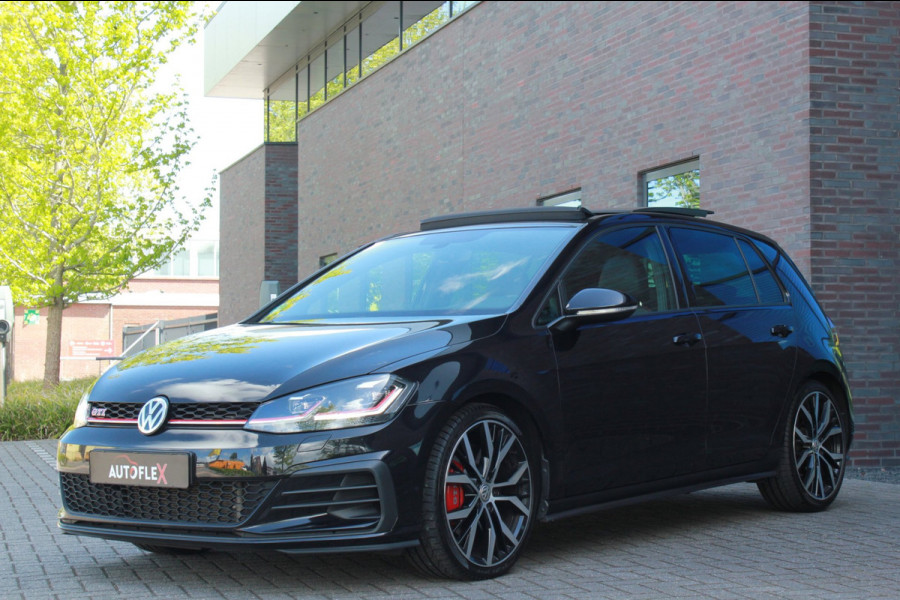 Volkswagen Golf 2.0 TSI GTI Performance