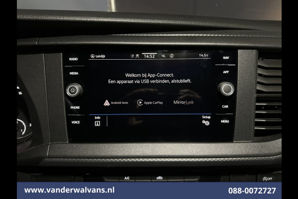 Volkswagen Transporter 2.0 TDI L2H1 Euro6 Airco | Navigatie | Apple Carplay | Android Auto | Trekhaak Cruisecontrol, Parkeersensoren