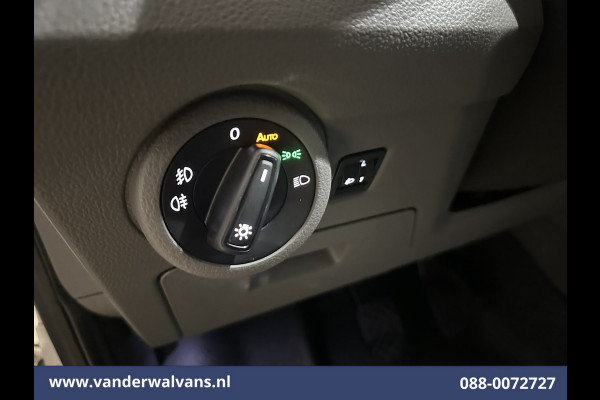 Volkswagen Transporter 2.0 TDI L2H1 Euro6 Airco | Navigatie | Apple Carplay | Android Auto | Trekhaak Cruisecontrol, Parkeersensoren