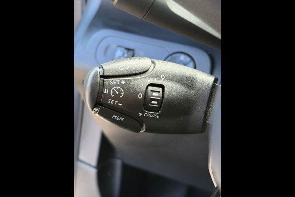 Citroën Berlingo XL 1.2 PureTech Shine 7p. stoelverwarming! garantie