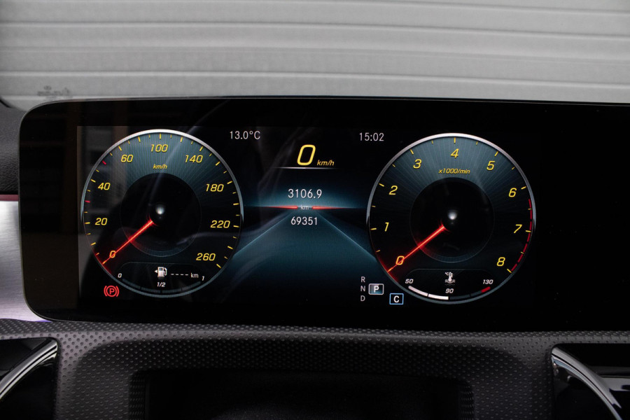 Mercedes-Benz A-Klasse 250 Premium Plus PANO CAMERA STOELVERWARMING