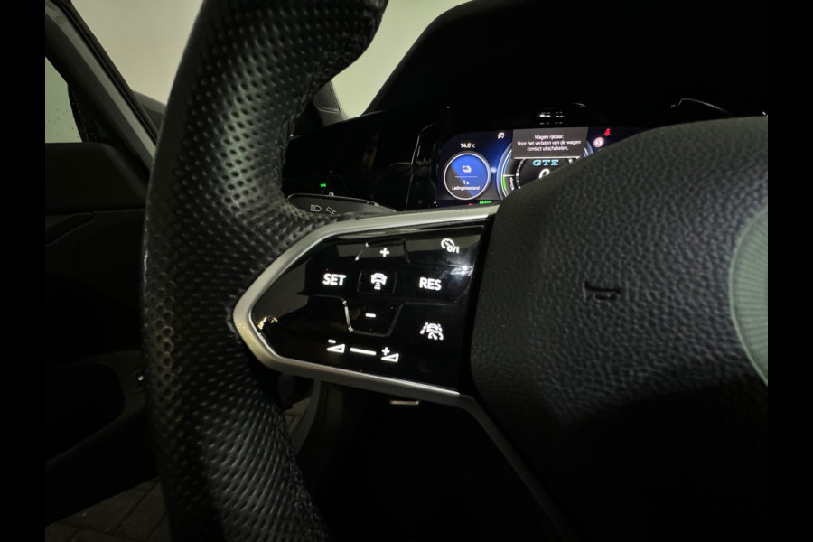 Volkswagen Golf 1.4 eHybrid GTE IQ|Sfeer|Camera|Mistlampen