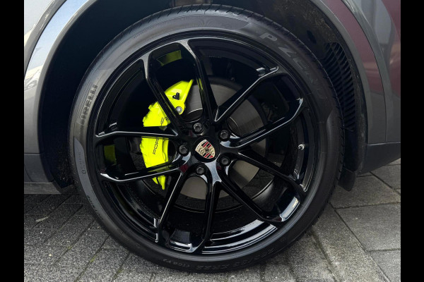 Porsche Cayenne 3.0 E-Hybrid | Panorama | Luchtvering | Bose | Dodehoek sensor | Stoel ventilatie | Sport Chrono