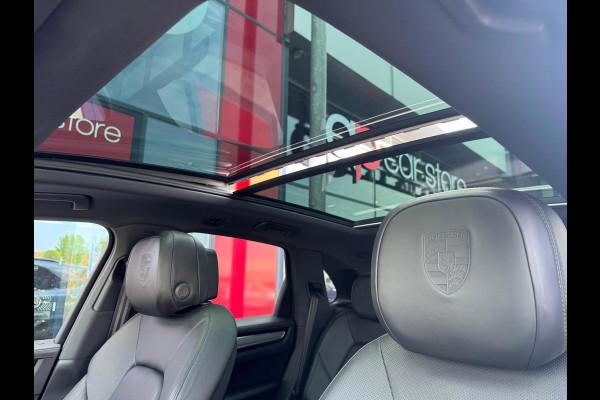 Porsche Cayenne 3.0 E-Hybrid | Panorama | Luchtvering | Bose | Dodehoek sensor | Stoel ventilatie | Sport Chrono