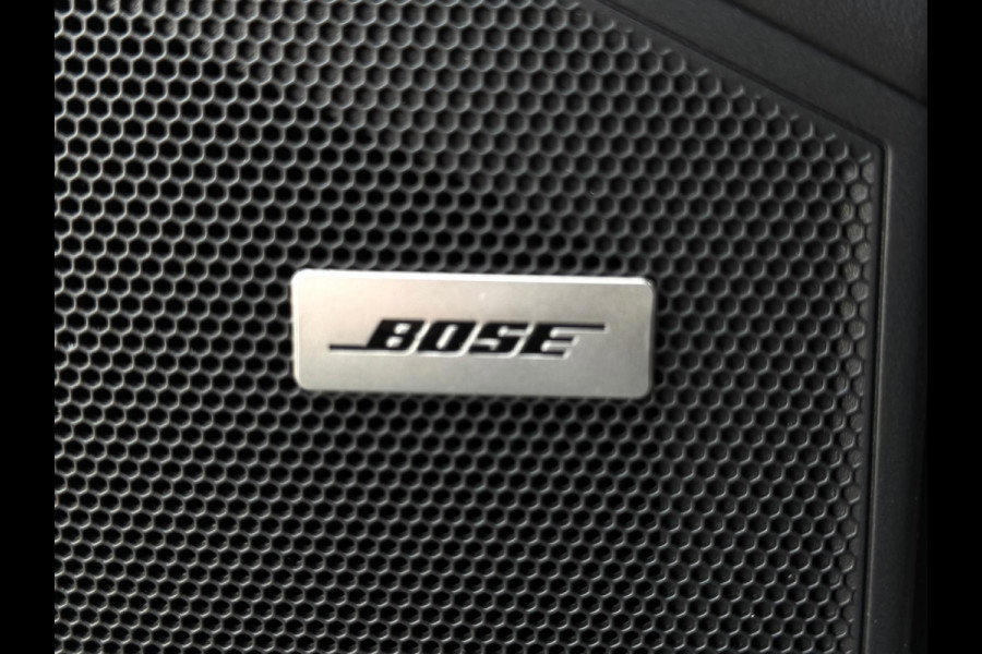 Porsche Cayenne 3.0 E-Hybrid | Panorama | Luchtvering | Bose | Dodehoek sensor | Stoel ventilatie | Sport Chrono