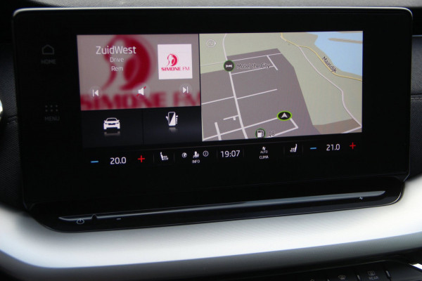 Škoda Octavia Combi 1.0 e-TSI Business Edition Plus | HUD | Keyless-Go | CarPlay | Cockpit |Camera | Stoelverw | LED |Trekhaak |