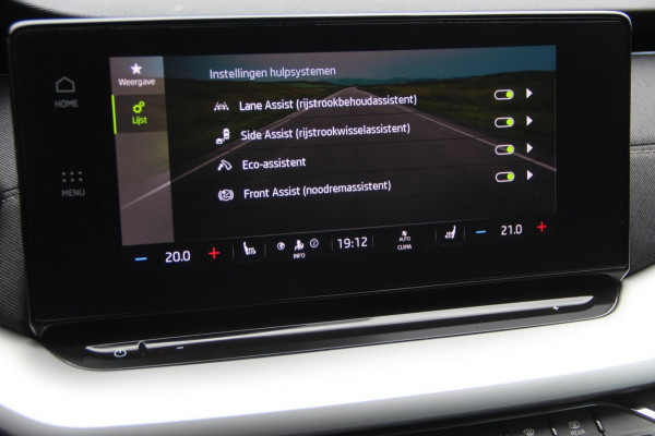 Škoda Octavia Combi 1.0 e-TSI Business Edition Plus | HUD | Keyless-Go | CarPlay | Cockpit |Camera | Stoelverw | LED |Trekhaak |