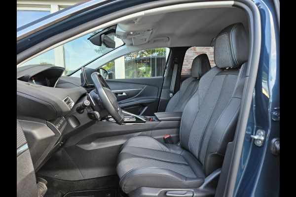 Peugeot 3008 1.6 HYbrid 225 Allure Carplay! Plug-In! Camera! Navigatie! Mooie/Nette Auto!