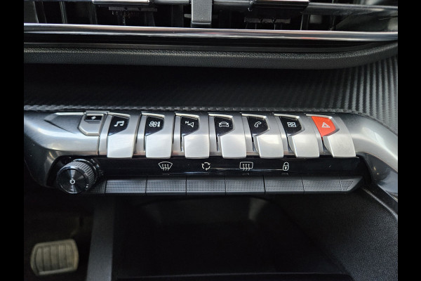 Peugeot 3008 1.6 HYbrid 225 Allure Carplay! Plug-In! Camera! Navigatie! Mooie/Nette Auto!