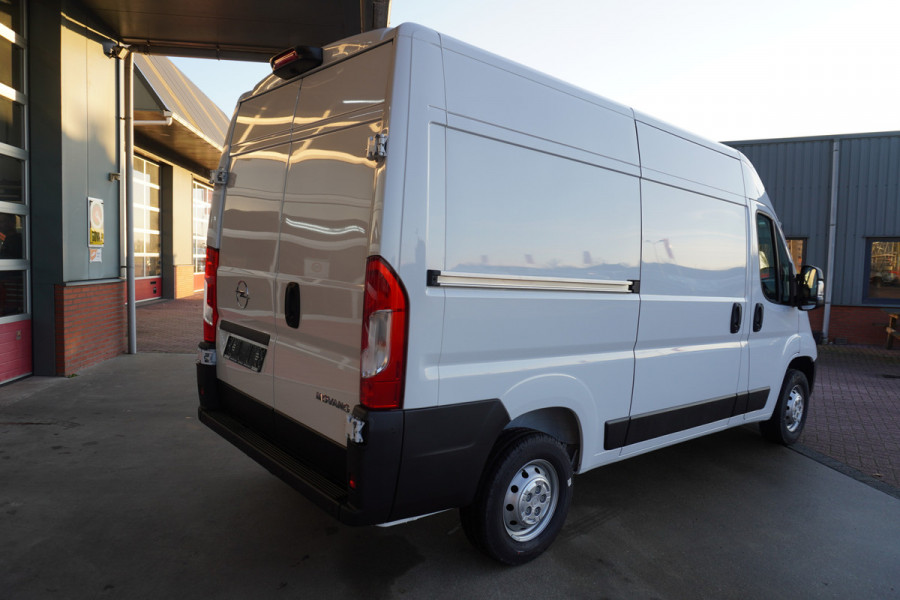 Opel Movano 2.2D 140PK L2H2 Nr. V031 | Airco | Cruise | Camera | Navi | Betimmering
