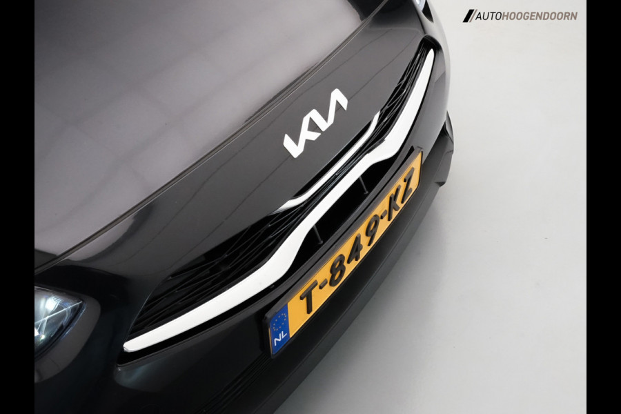 Kia Ceed 1.5 T-GDi MHEV DynamicLine Luxe (APPLE CARPLAY,ACHTERUITRIJCAMERA,PARKEERSENSOREN,LANE ASSIST,ADAPTIVE CRUISE,TOPCONDITIE
