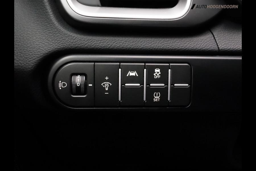 Kia Ceed 1.5 T-GDi MHEV DynamicLine Luxe (APPLE CARPLAY,ACHTERUITRIJCAMERA,PARKEERSENSOREN,LANE ASSIST,ADAPTIVE CRUISE,TOPCONDITIE