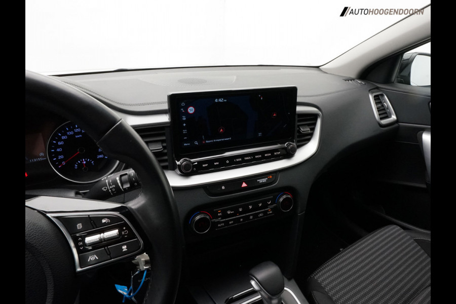 Kia Ceed 1.5 T-GDi MHEV DynamicLine Luxe (APPLE CARPLAY,ACHTERUITRIJCAMERA,PARKEERSENSOREN,LANE ASSIST,ADAPTIVE CRUISE,TOPCONDITIE