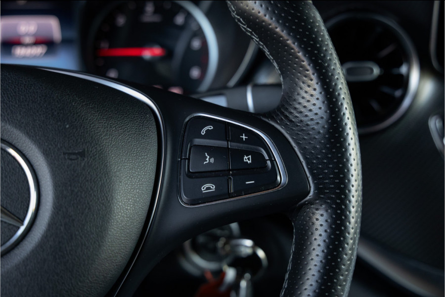 Mercedes-Benz V-Klasse 300d Lang DC AMG-Line Burmester - ACC