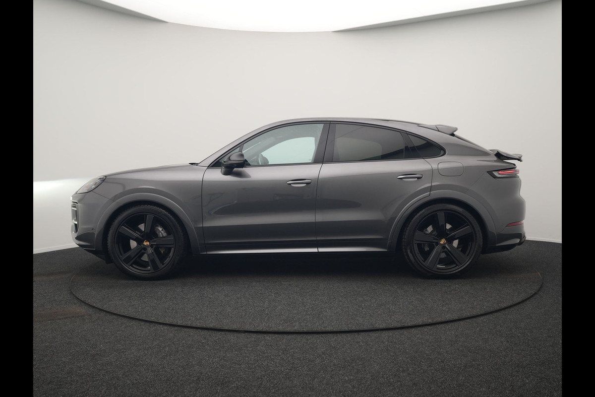 Porsche Cayenne Coupé 3.0 E-Hybrid PHEV | MY 2024 Facelift | | Trekhaak Af Fabriek | Panodak | Luchtvering | Sportuitlaat | PDLS+ | Sport Chrono | InnoDrive Adaptive Cruise | SportDesign | Head up | Soft Close | 22"L.M | 360 Camera | Plug In Hybrid |