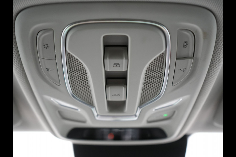 MG EHS 1.5 TGDI Luxury PHEV 258pk | Panodak | 360 Camera | Adaptive Cruise | Lederen Sportstoelen Verwarmd | Blis | Apple Carplay | Keyless | Sfeerverlichting | Navigatie | Virtual | DAB+ | Plug In Hybrid