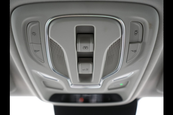 MG EHS 1.5 TGDI Luxury PHEV 258pk | Panodak | 360 Camera | Adaptive Cruise | Lederen Sportstoelen Verwarmd | Blis | Apple Carplay | Keyless | Sfeerverlichting | Navigatie | Virtual | DAB+ | Plug In Hybrid