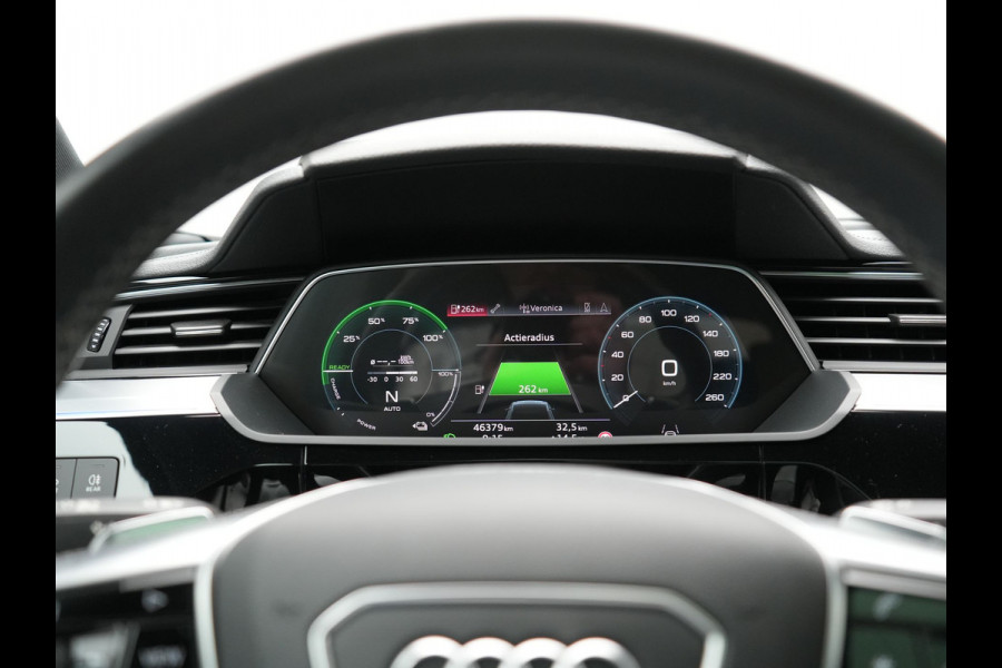 Audi e-tron 50 Quattro 2x S Line 313pk 71 kWh Dealer O.H INCL BTW | Luchtvering | Panodak | Head Up | Adaptive Cruise | Sfeerverlichting | Lederen Sportstoelen Verwarmd | Keyless | Navigatie | 20"L.M | DAB | Virtual |