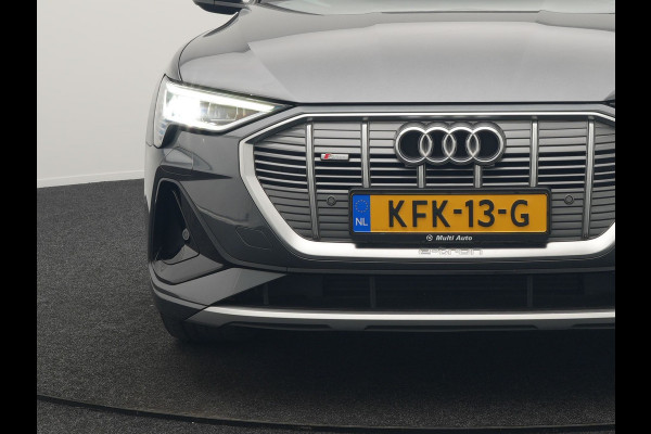 Audi e-tron 50 Quattro 2x S Line 313pk 71 kWh Dealer O.H INCL BTW | Luchtvering | Panodak | Head Up | Adaptive Cruise | Sfeerverlichting | Lederen Sportstoelen Verwarmd | Keyless | Navigatie | 20"L.M | DAB | Virtual |