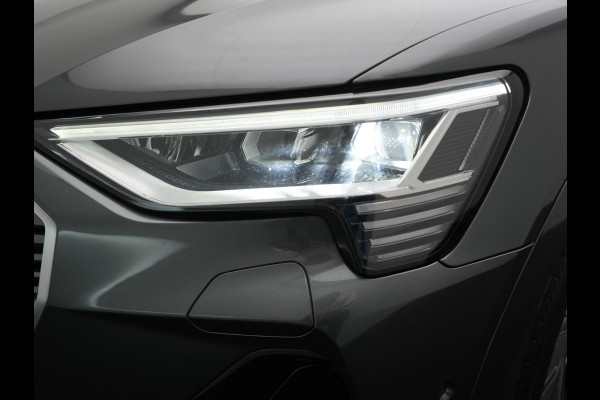Audi e-tron 50 Quattro 2x S Line 313pk 71 kWh Dealer O.H INCL BTW | Luchtvering | Panodak | Head Up | Adaptive Cruise | Sfeerverlichting | Lederen Sportstoelen Verwarmd | Keyless | Navigatie | 20"L.M | DAB | Virtual |