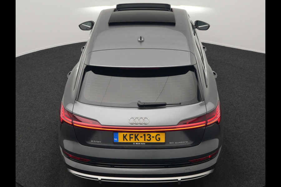Audi e-tron 50 Quattro 2x S Line 313pk 71 kWh Dealer O.H INCL BTW | Luchtvering | Panodak | Head Up | Adaptive Cruise | Sfeerverlichting | Lederen Sportstoelen Verwarmd | Keyless | Navigatie | 20"L.M | DAB | Virtual |