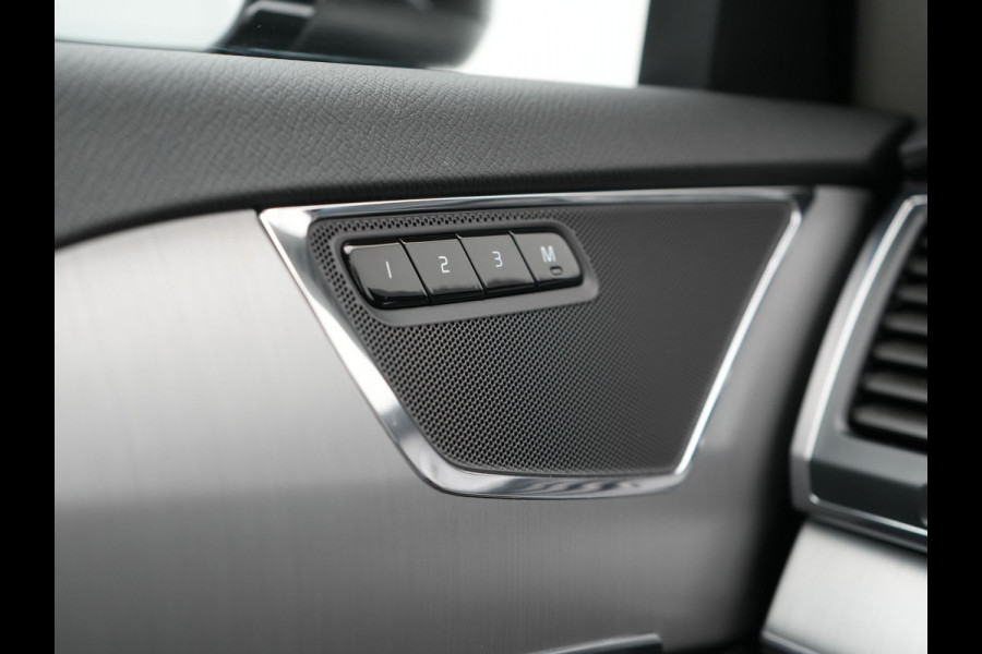 Volvo XC90 T8 Recharge AWD Inscription 7 Persoons PHEV 394pk | Panodak | Adaptive Cruise | Camera | Lederen Sportstoelen Memory & Verwarmd | Stuur Verwarmd | Keyless | Blis | Apple Carplay | Navigatie | DAB | Plug In Hybrid |