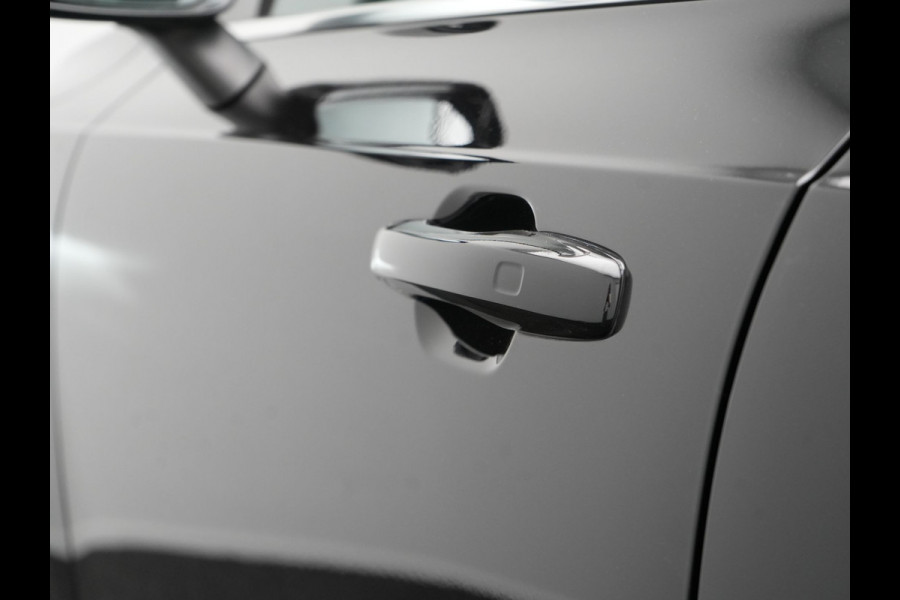 Volvo XC90 T8 Recharge AWD Inscription 7 Persoons PHEV 394pk | Panodak | Adaptive Cruise | Camera | Lederen Sportstoelen Memory & Verwarmd | Stuur Verwarmd | Keyless | Blis | Apple Carplay | Navigatie | DAB | Plug In Hybrid |