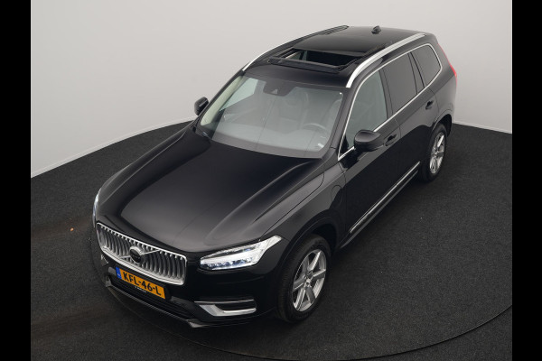Volvo XC90 T8 Recharge AWD Inscription 7 Persoons PHEV 394pk | Panodak | Adaptive Cruise | Camera | Lederen Sportstoelen Memory & Verwarmd | Stuur Verwarmd | Keyless | Blis | Apple Carplay | Navigatie | DAB | Plug In Hybrid |
