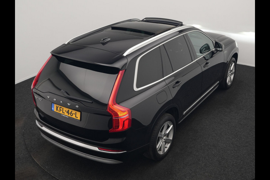Volvo XC90 T8 Recharge AWD Inscription 7 Persoons PHEV 394pk | Panodak | Adaptive Cruise | Camera | Lederen Sportstoelen Memory & Verwarmd | Stuur Verwarmd | Keyless | Blis | Apple Carplay | Navigatie | DAB | Plug In Hybrid |