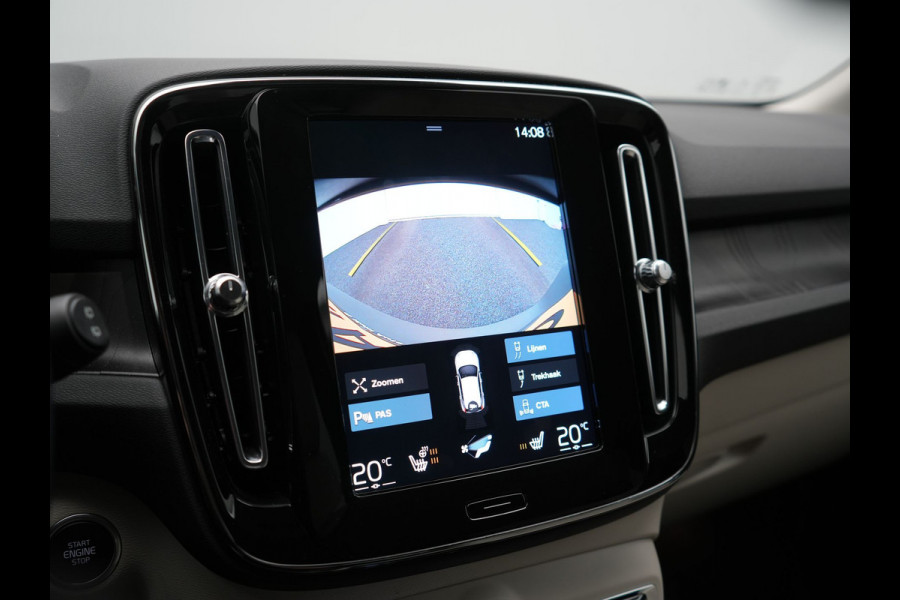 Volvo XC40 T5 Plus Bright PHEV 262pk Dealer O.H | Trekhaak Af Fabriek | Camera | Adaptive Cruise | Harman & Kardon | Lederen Sportstoelen Memory & Verwarmd | Keyless | Blis | Stuur Verwarmd | Navigatie | Virtual | 18"L.M | DAB |