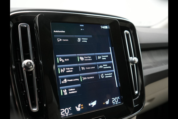 Volvo XC40 T5 Plus Bright PHEV 262pk Dealer O.H | Trekhaak Af Fabriek | Camera | Adaptive Cruise | Harman & Kardon | Lederen Sportstoelen Memory & Verwarmd | Keyless | Blis | Stuur Verwarmd | Navigatie | Virtual | 18"L.M | DAB |