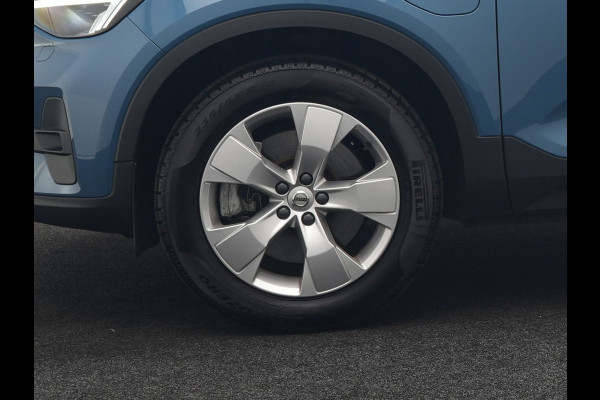 Volvo XC40 T5 Plus Bright PHEV 262pk Dealer O.H | Trekhaak Af Fabriek | Camera | Adaptive Cruise | Harman & Kardon | Lederen Sportstoelen Memory & Verwarmd | Keyless | Blis | Stuur Verwarmd | Navigatie | Virtual | 18"L.M | DAB |