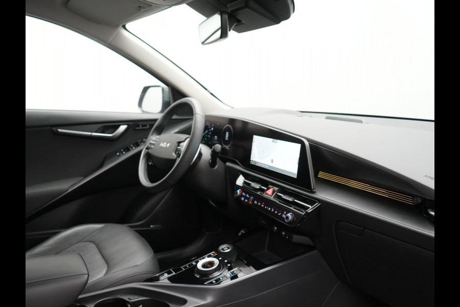 Kia Niro 1.6 GDi ExecutiveLine PHEV 182pk Dealer O.H. | Trekhaak Afn. | Adaptive Cruise | Head Up | Lederen Sportstoelen Memory & Ventilatie | Harman & Kardon | Camera | Stoelen & Stuur Verwarmd | Blis | Apple Carplay | DAB | Plug In Hybrid |