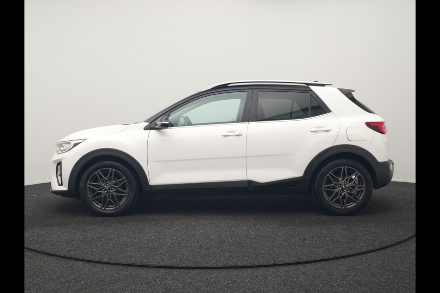 Kia Stonic 1.0 T-GDi Black Edition 99pk Handgeschakeld | Trekhaak Afn. | Camera | Apple Carplay | Cruise Control | Lane Assist | Navigatie | DAB |
