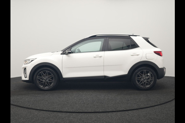 Kia Stonic 1.0 T-GDi Black Edition 99pk Handgeschakeld | Trekhaak Afn. | Camera | Apple Carplay | Cruise Control | Lane Assist | Navigatie | DAB |