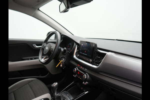 Kia Stonic 1.0 T-GDi Black Edition 99pk Handgeschakeld | Trekhaak Afn. | Camera | Apple Carplay | Cruise Control | Lane Assist | Navigatie | DAB |