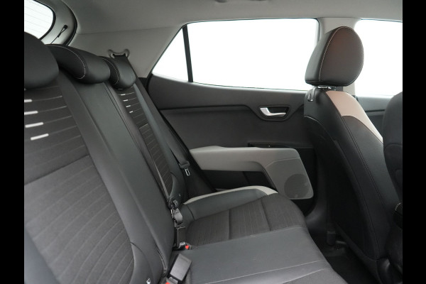 Kia Stonic 1.0 T-GDi Black Edition 99pk Handgeschakeld | Trekhaak Afn. | Camera | Apple Carplay | Cruise Control | Lane Assist | Navigatie | DAB |
