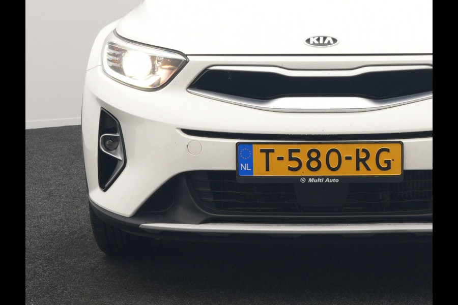 Kia Stonic 1.0 T-GDi Black Edition 99pk Handgeschakeld | Trekhaak Afn. | Camera | Apple Carplay | Cruise Control | Lane Assist | Navigatie | DAB |