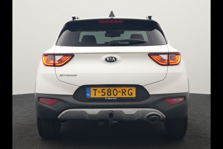 Kia Stonic 1.0 T-GDi Black Edition 99pk Handgeschakeld | Trekhaak Afn. | Camera | Apple Carplay | Cruise Control | Lane Assist | Navigatie | DAB |