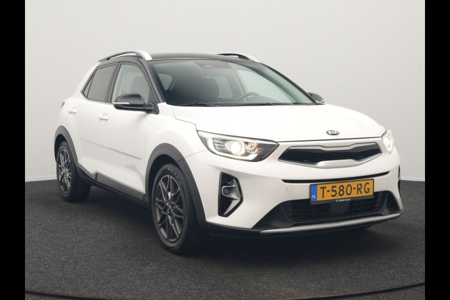 Kia Stonic 1.0 T-GDi Black Edition 99pk Handgeschakeld | Trekhaak Afn. | Camera | Apple Carplay | Cruise Control | Lane Assist | Navigatie | DAB |