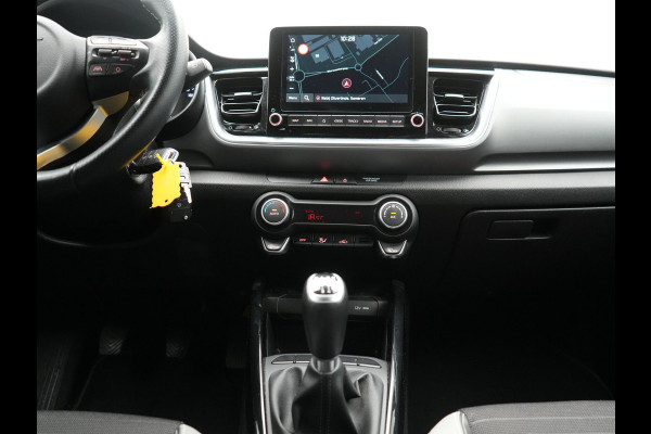 Kia Stonic 1.0 T-GDi Black Edition 99pk Handgeschakeld | Trekhaak Afn. | Camera | Apple Carplay | Cruise Control | Lane Assist | Navigatie | DAB |