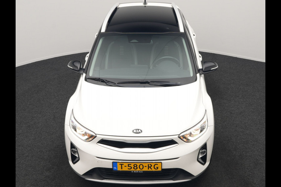 Kia Stonic 1.0 T-GDi Black Edition 99pk Handgeschakeld | Trekhaak Afn. | Camera | Apple Carplay | Cruise Control | Lane Assist | Navigatie | DAB |