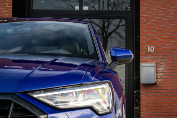 Audi Q3 45 TFSI e S-line INDIVIDUAL Audi Exclusive Lak