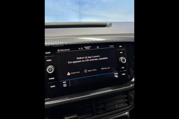 Volkswagen T-Cross 1.0 TSI Style Navi | Clima | Cruise | PDC