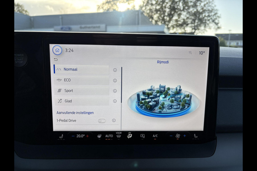 Ford E-Transit Courier Limited 44 kWh SCI | 136pk | Ford Voorraad | Driver Assistance Pack | Laadvloerbescherming | Trekhaak | LED Laadruimteverlichting