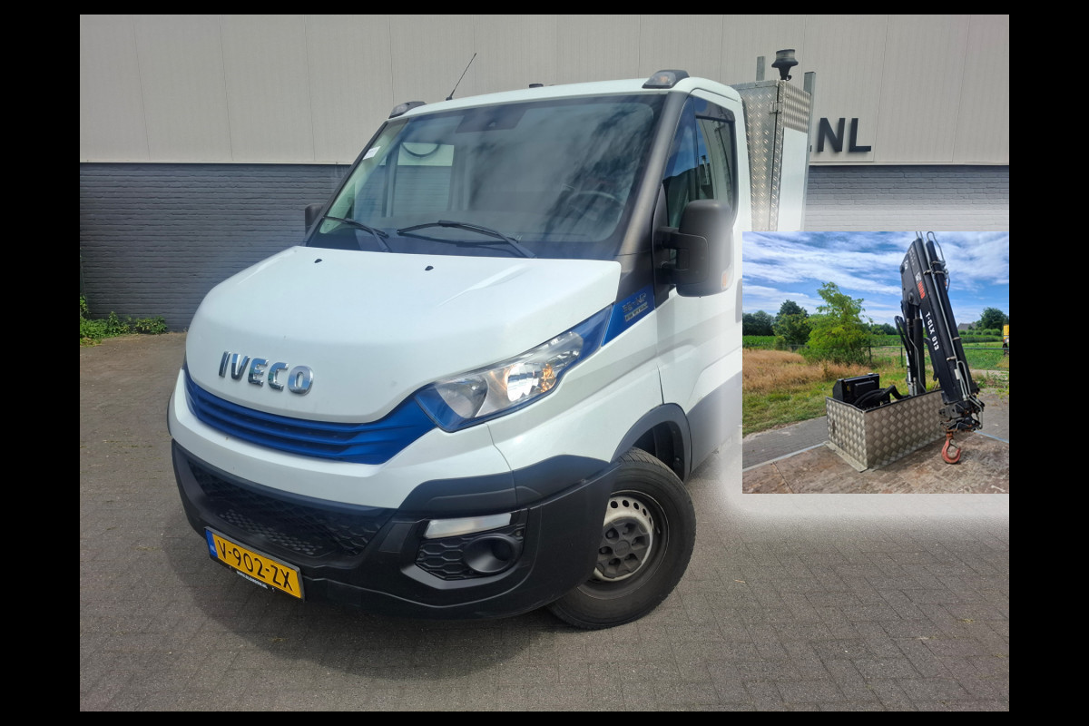 Iveco Daily 3.0I CNG AARDGAS Kraan wagen Open Laad bak AUT-6 HIAB 3-Pers. EURO 6 Navi Ecc Trekhaak Camera Blue power Alpine 2-Din Infotainment Sys. Bluetooth Opbergkasten Betonplex Vloer Compressed Natural Gas (CNG) EURO-6 375 35S14N Voertuig 1e Eigenaar Euro 6