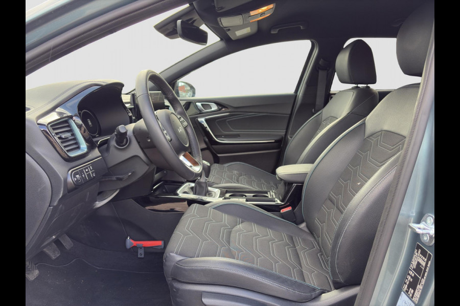 Kia Ceed Sportswagon 1.0 T-GDi MHEV Design Edition Automaat Stoel- en Stuurverwarming | Cruise Control | Climate Control | Elektr. Achterklep | JBL | Draadloos Opladen |